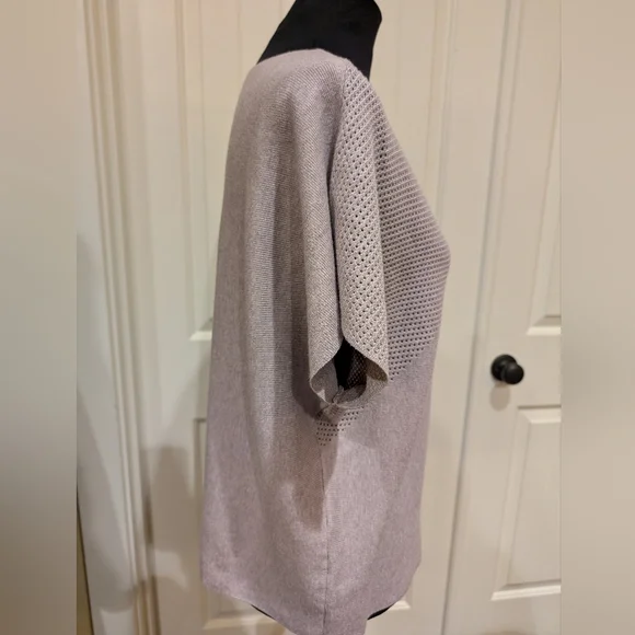 Stylish Lavender Knit Top - Picture 2 of 3